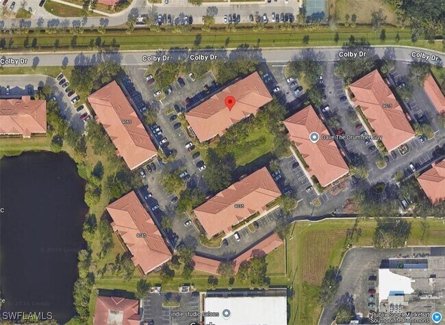 Foto del edificio - 9055 Colby Dr