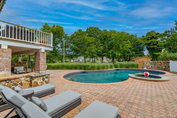 Building Photo - 27 W Tiana Rd