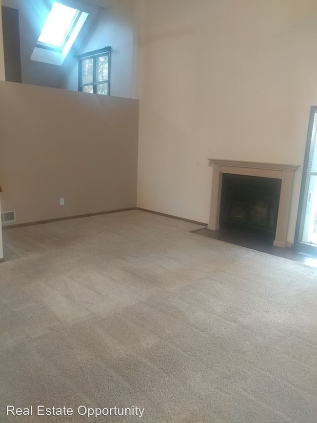 Building Photo - 3 br, 2 bath House - 469 CHERRY RAVINE CT