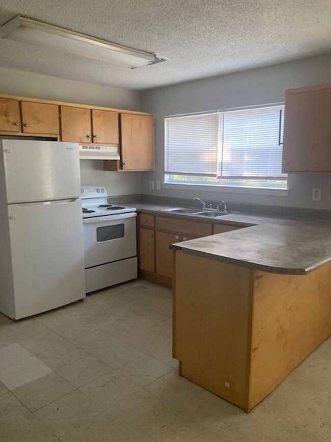 Building Photo - Pascagoula 3 Bedroom