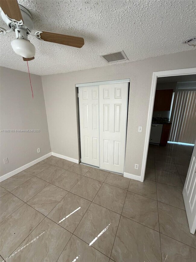 Foto del edificio - 805 NW 4th Ave