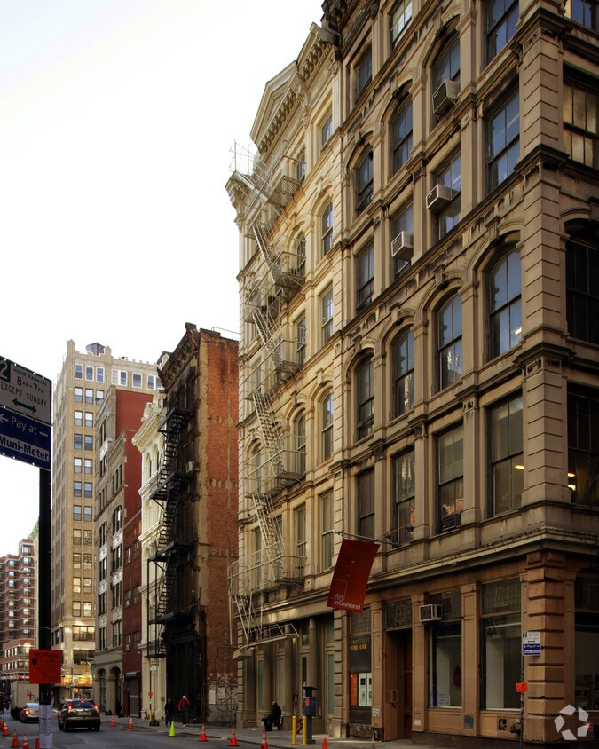 Foto principal - 81 Walker St