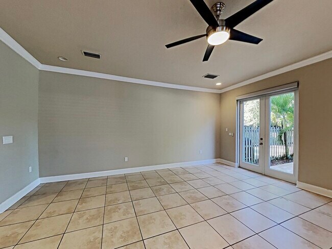 Foto del edificio - 736 Ellwood Ave