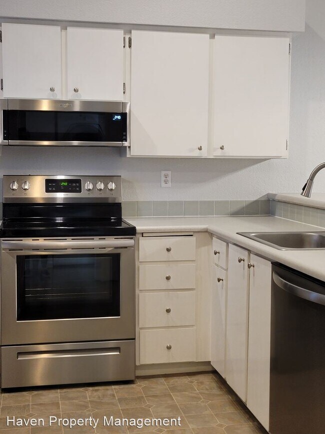 Foto del edificio - 2 br, 1 bath House - 25005 98th Pl S  #C304