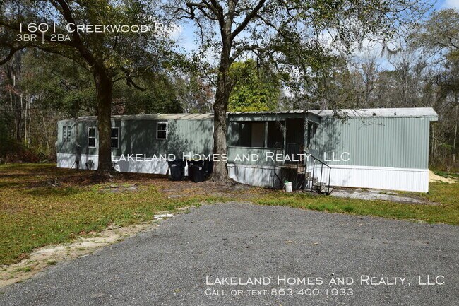 Foto del edificio - 1601 Creekwood Run  3BR/2BA Doublewide