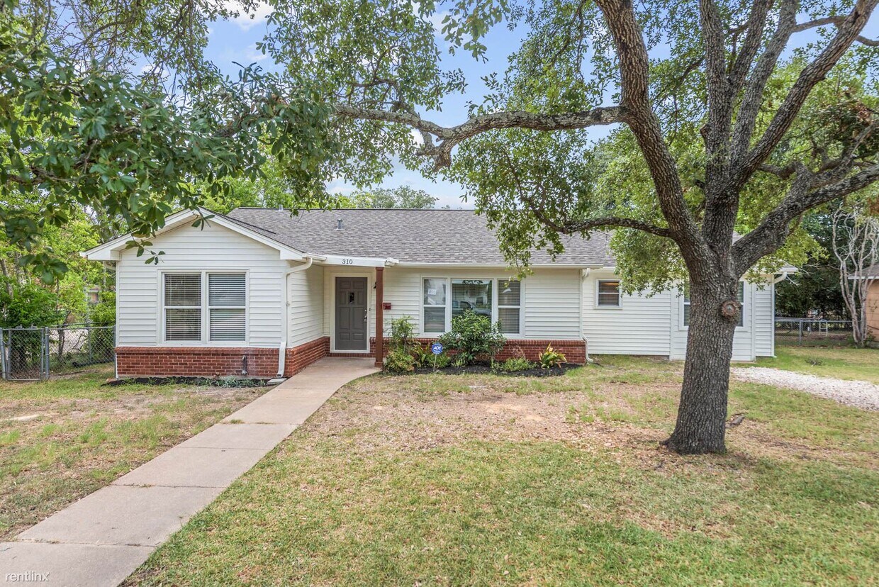 Primary Photo - 4 br, 3 bath House - 310 Day Ave