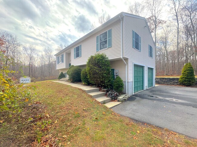 Foto del edificio - 400 Windham Ave