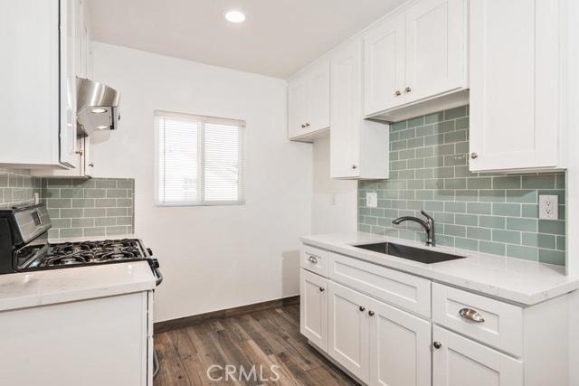 Foto del edificio - 555 N Olive St