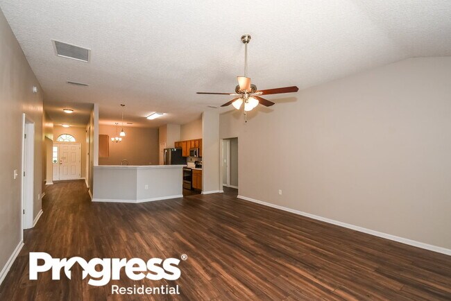 Building Photo - 14064 Fish Eagle Dr E