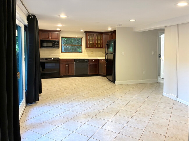 Open Floor Kitchen Living Room - 6 Charleston Dr