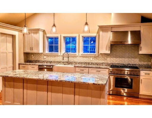 Foto del edificio - 70 Nanepashemet St