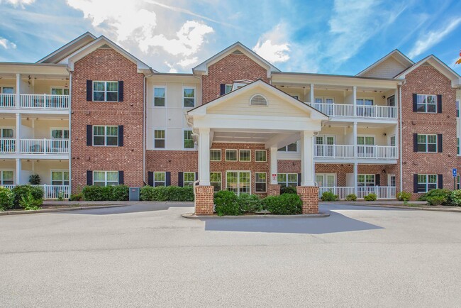 Foto del edificio - Shoal Creek Manor Senior