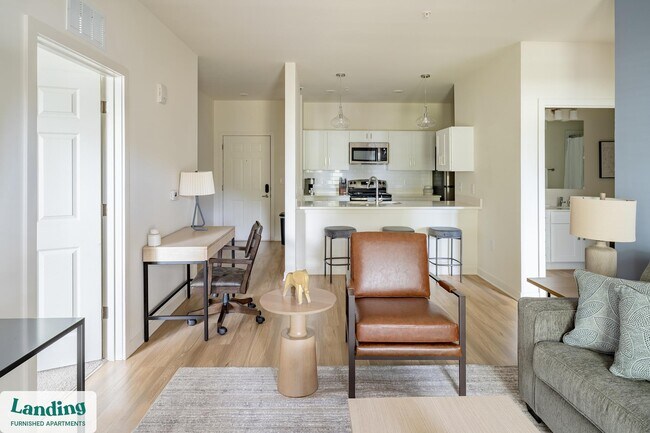 Foto del edificio - 6225 Mobile Hwy