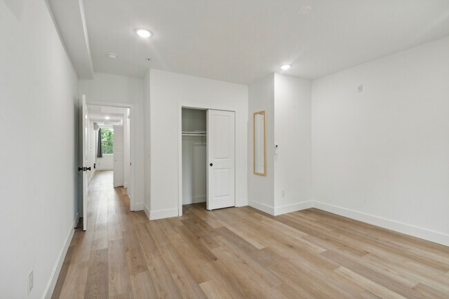 Foto del edificio - 4214 Powelton Ave