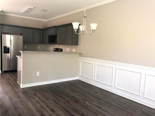 Foto del edificio - 326 Fieldcrest Dr
