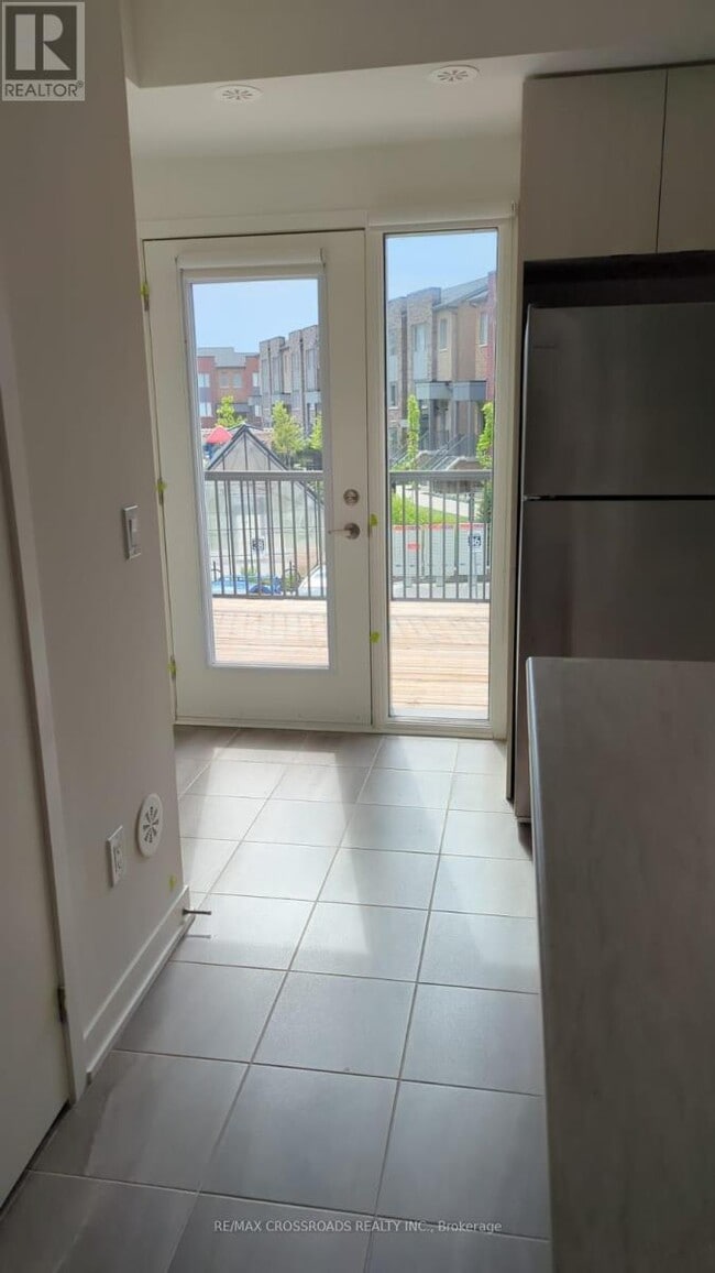 Building Photo - 1525 Kingston Rd