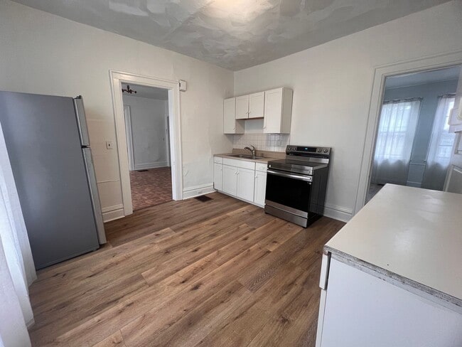 Foto del edificio - 857 Fairmount St SE