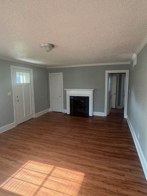 Building Photo - 2612 Sunset Ave