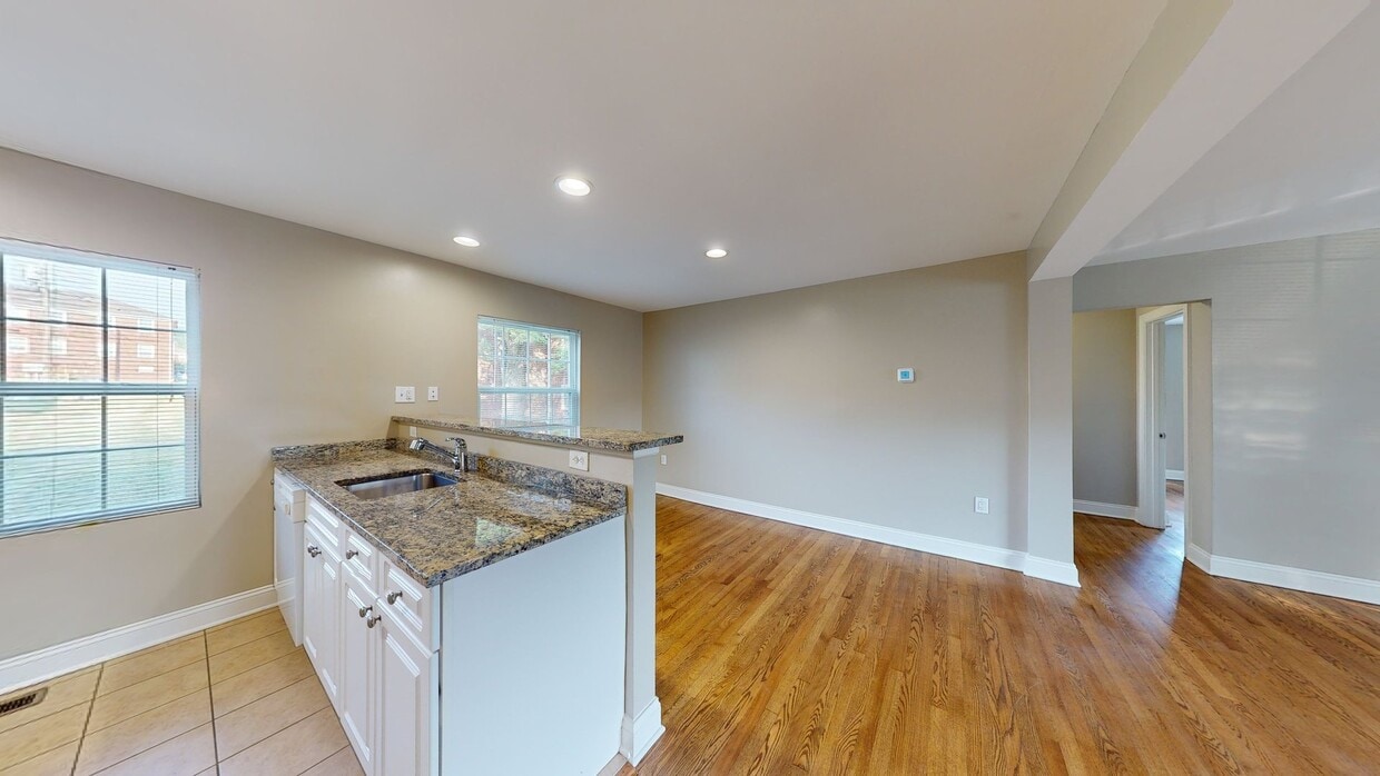 Photo - Rodgers Forge Apartments