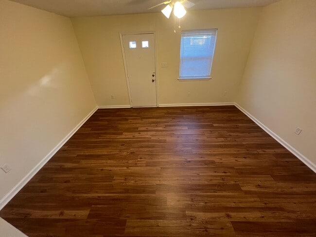 Building Photo - 936 Maryland Ave