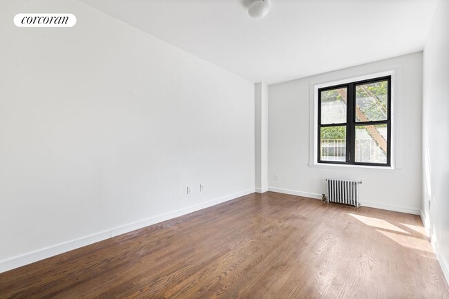 Foto del edificio - 710 Riverside Dr