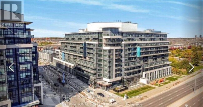 Building Photo - 395 Dundas St W