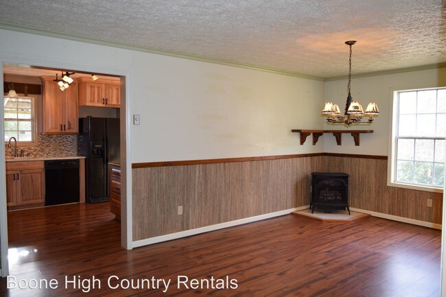 Building Photo - 2 br, 2 bath House - 338 Stuart Williams Rd
