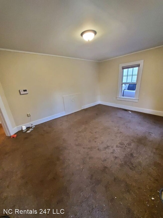 Building Photo - 2 br, 1 bath House - 108 Lawrence St