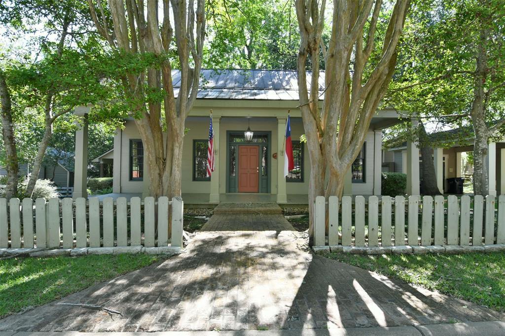 Primary Photo - 4941 Main St