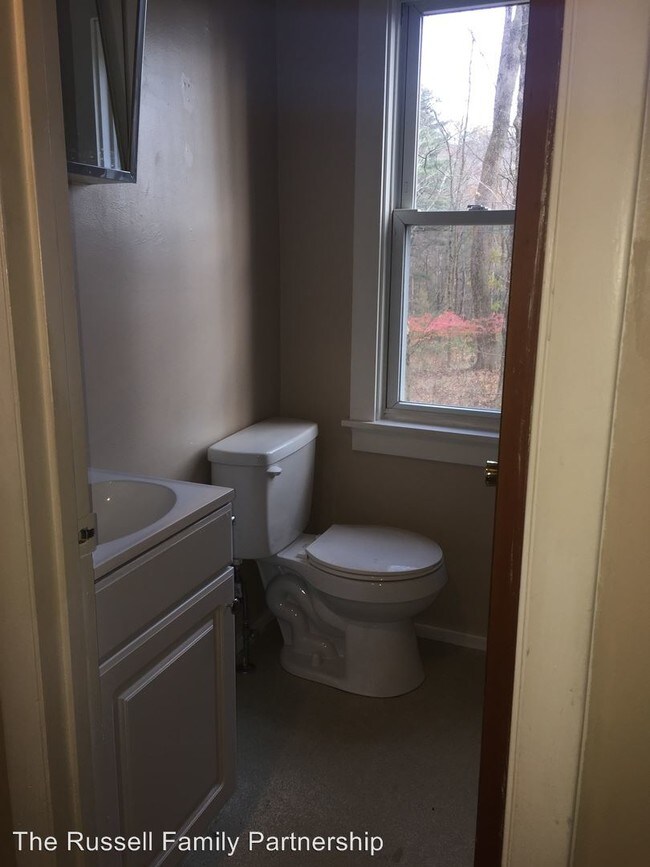 Building Photo - 114 Cabanna Ln