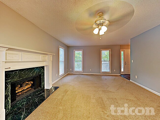 Building Photo - 66 Misty Ridge Point