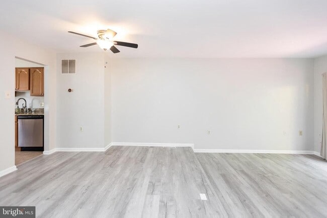 Building Photo - 3498 Aviary Way