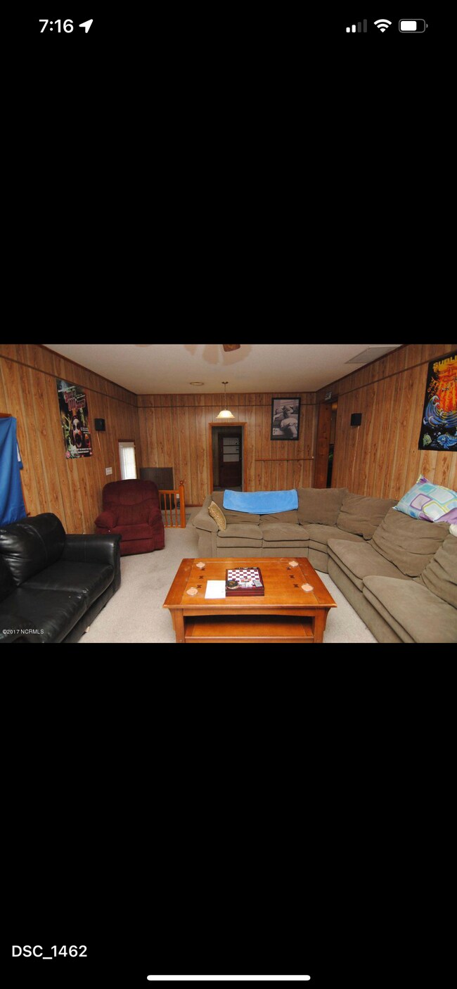 Building Photo - 219 Woodland Dr