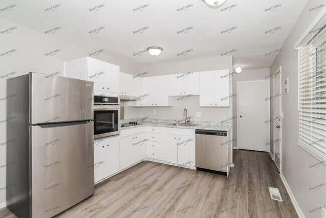 Foto del edificio - 1977 Windmill Way