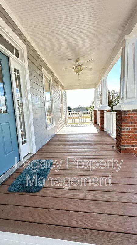 Building Photo - 40 Golden Oats Dr