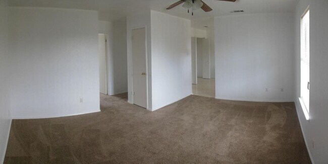 Building Photo - 1902 Windward Dr