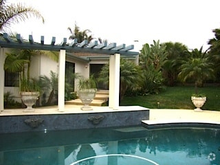 Building Photo - 5932 Soledad Mountain Rd