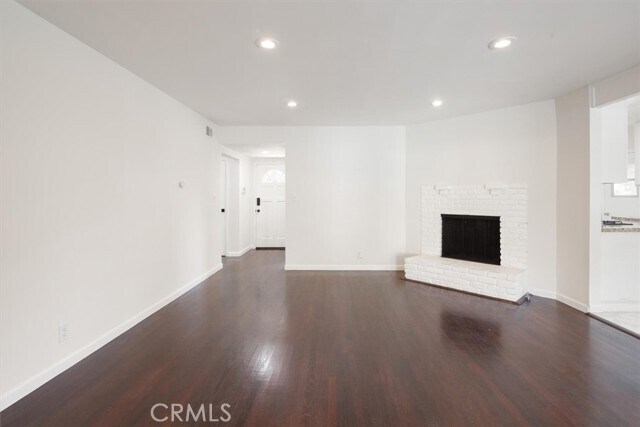 Building Photo - 5857 Willis Ave
