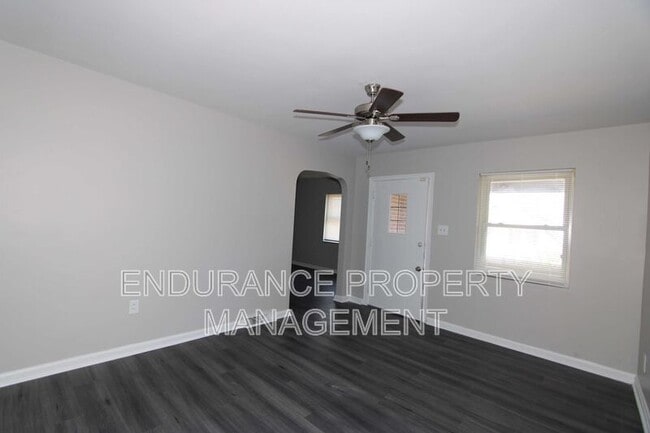 Foto del edificio - 3625 W Liberty St