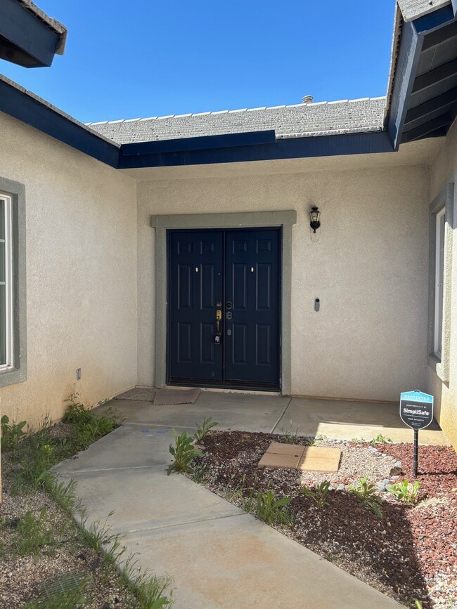 Building Photo - 13254 Sandia Cir