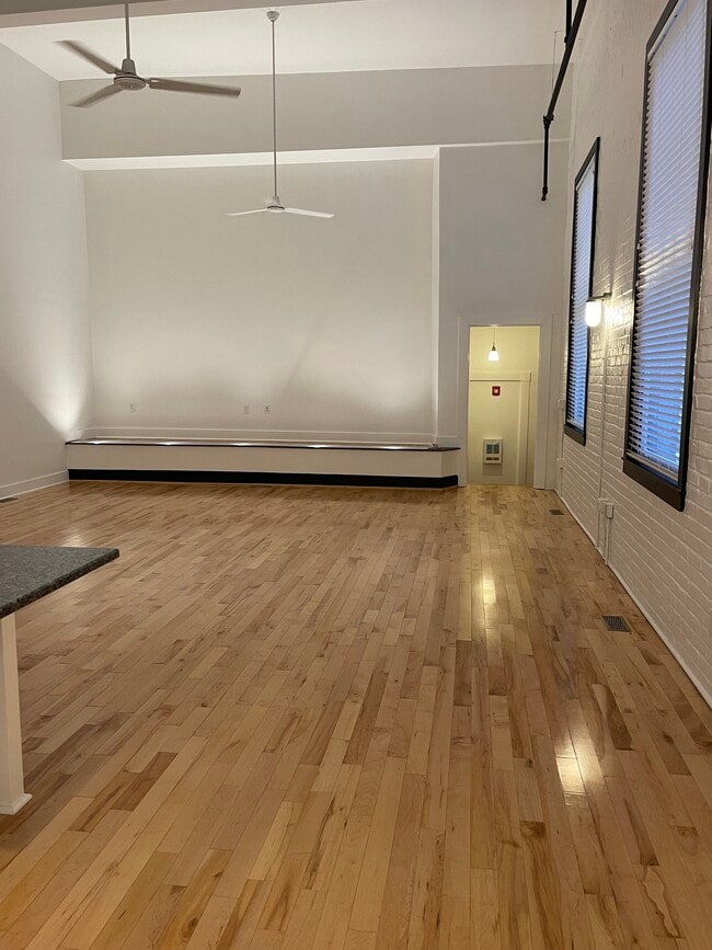 Foto del edificio - The Cape Charles Lofts