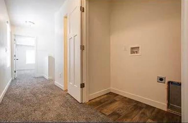 Building Photo - 78 E 630 N