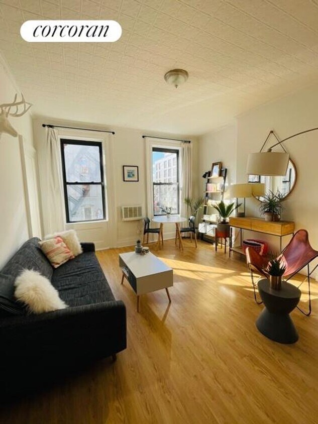 Primary Photo - 103 Metropolitan Ave