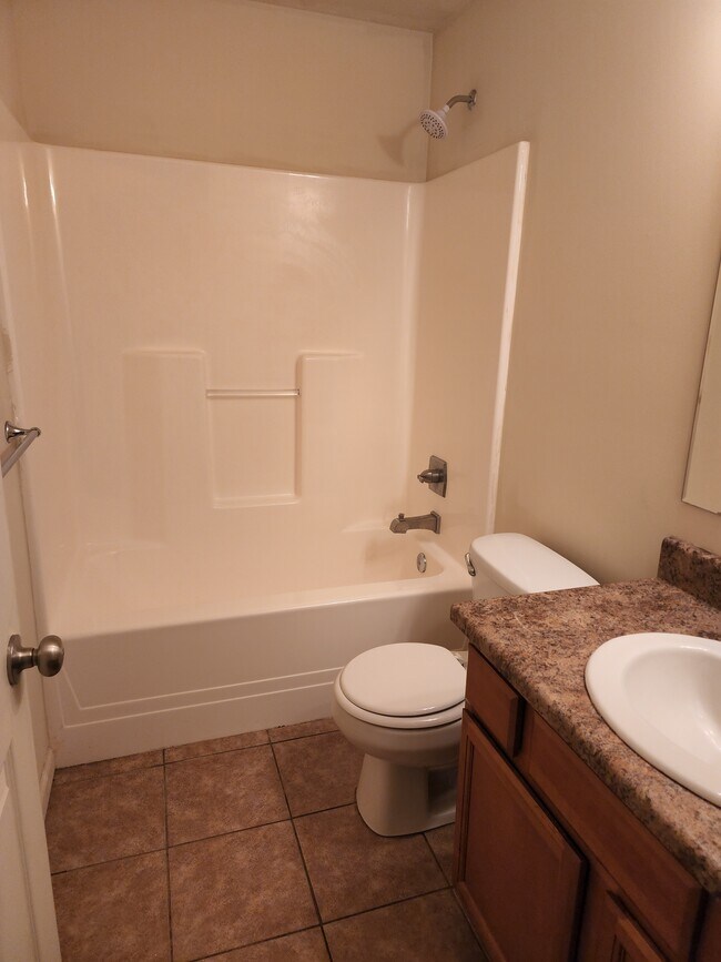 1410 Sutherland Ave, Kalamazoo, MI 49006 House Rental in Kalamazoo