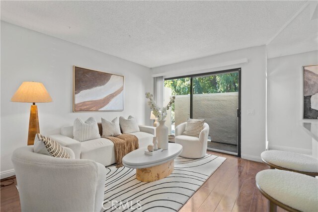 Foto del edificio - 1536 Windsor Ln