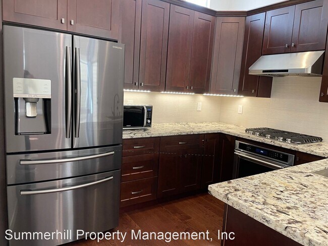 Foto del edificio - 3 br, 2.5 bath House - 565 Front Lane