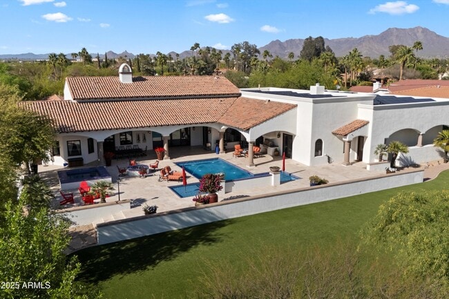 Building Photo - 8515 E Sutton Dr