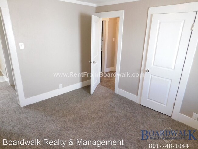 Building Photo - 3 br, 2 bath House - 924 N Concord St