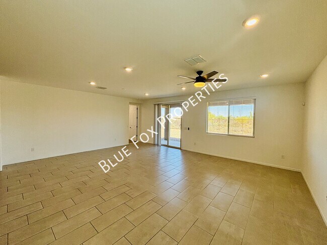 Building Photo - 3080 W Chalfont Dr
