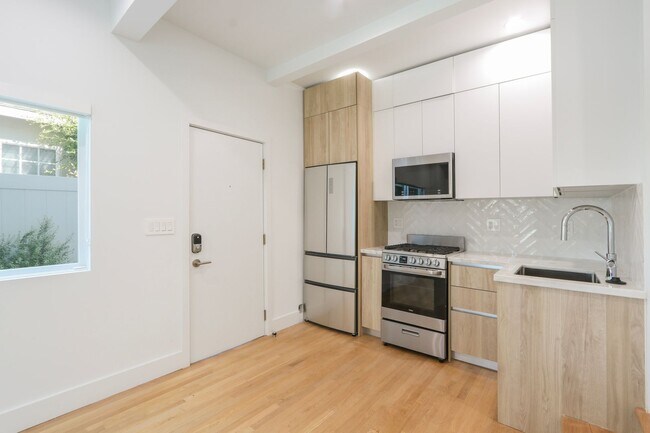 Foto del interior - 1022 Pacific St